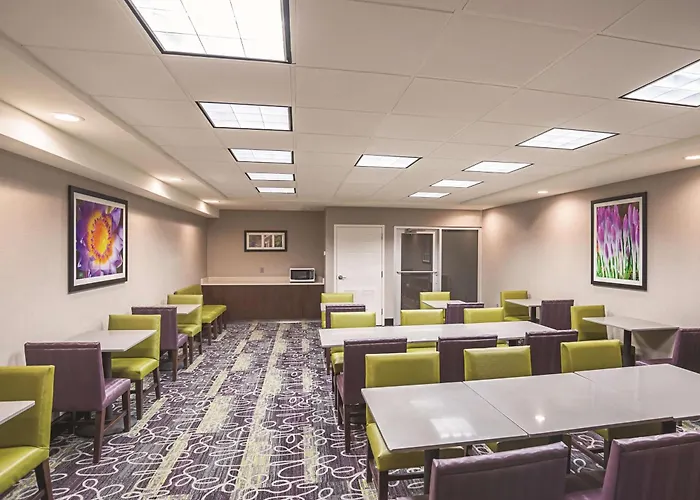 La Quinta By Wyndham 3*