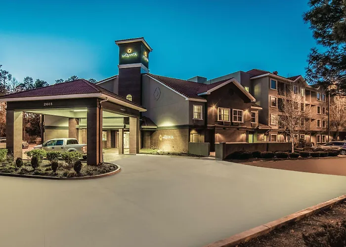 La Quinta By Wyndham Hotel