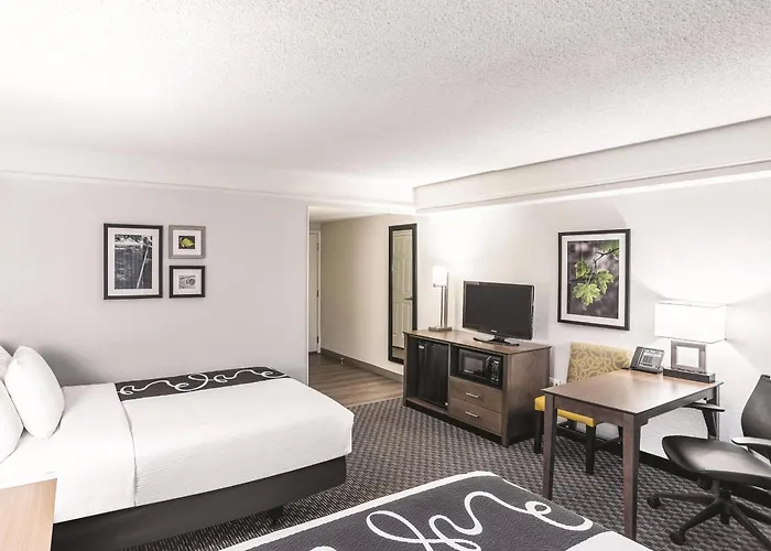La Quinta By Wyndham Hotel 3*